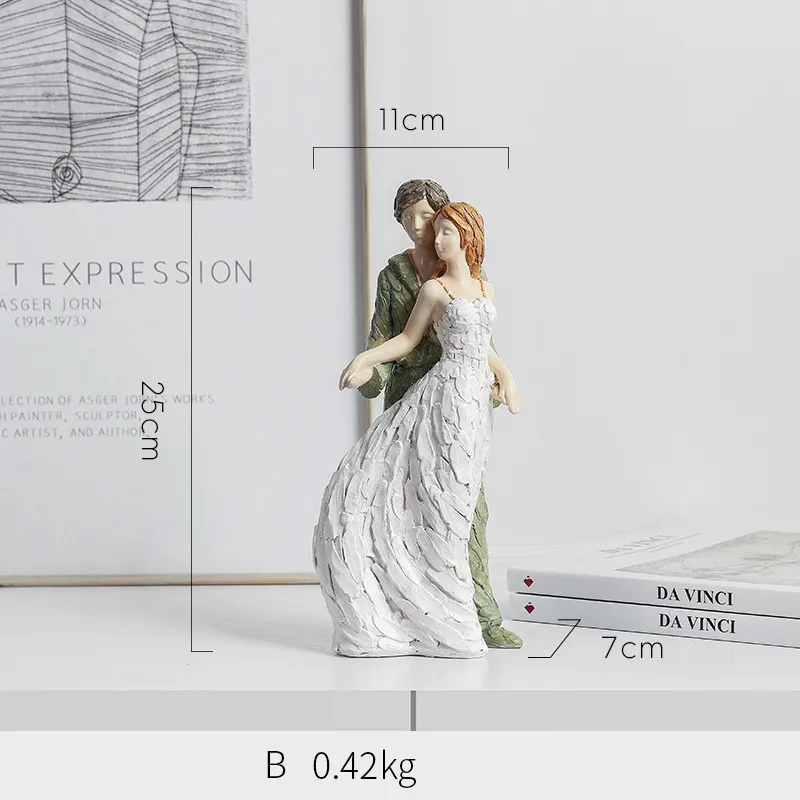 Aestheticism Resin Embrace Lovers Couple Sculpture Wedding Gifts