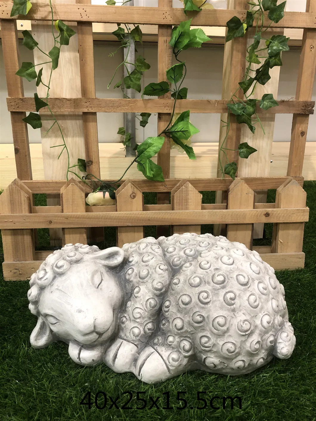 Antique White Bulldog Sculpture Garden Decoration