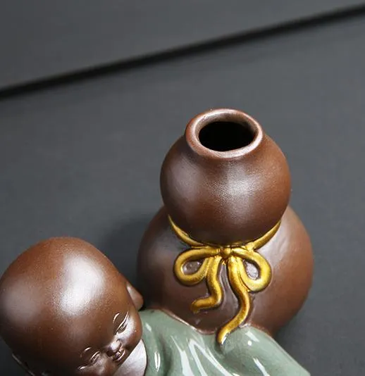 Creative Tea Favorite Young Monk Vase