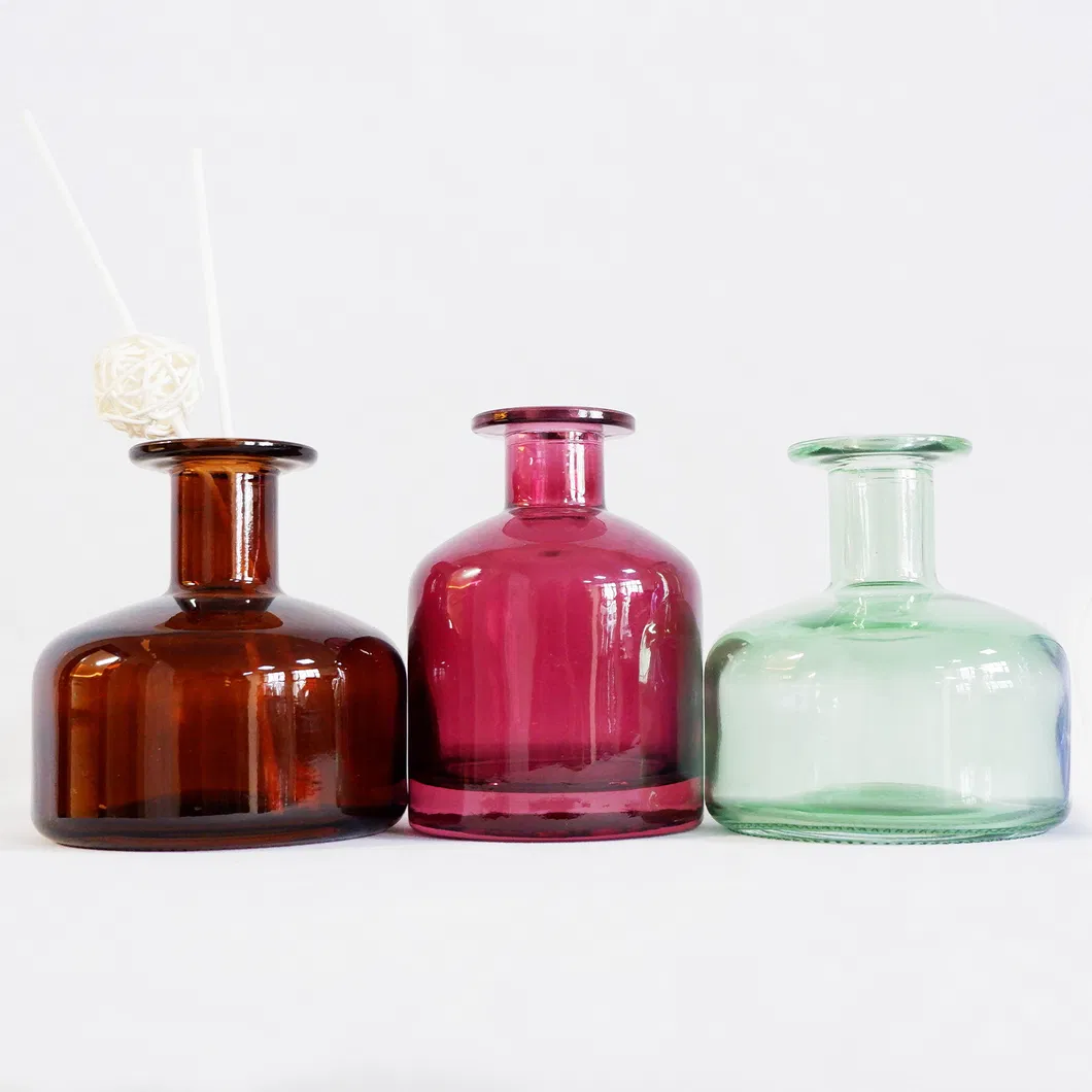 Creatively Designed Glassware, Peculiar Aromatic Glass Bottles, Colorful and Transparent Small Glass Cans,