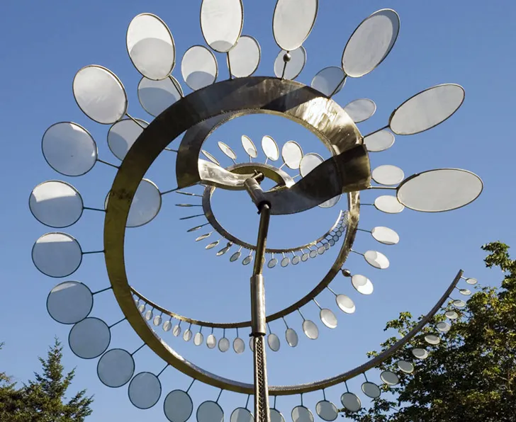 Customized Metal Wind Kinetic Windmills for Amusement Park