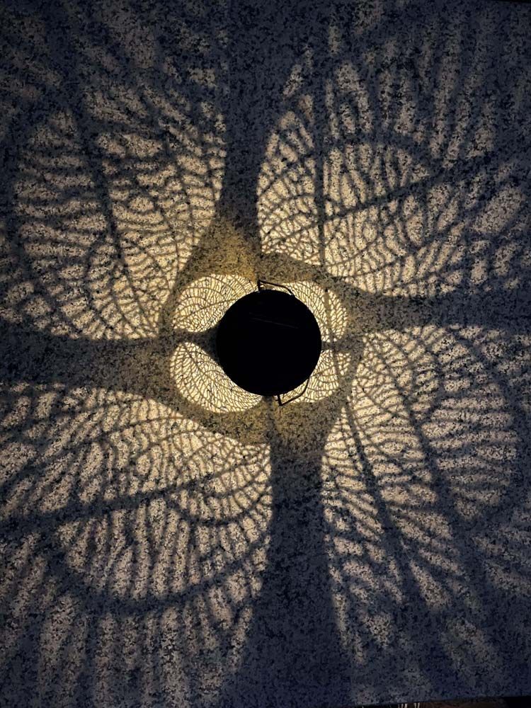 Cylinder-Shape LED Solar Metal Lantern Leaves Patterns Hollow Carved with Handle