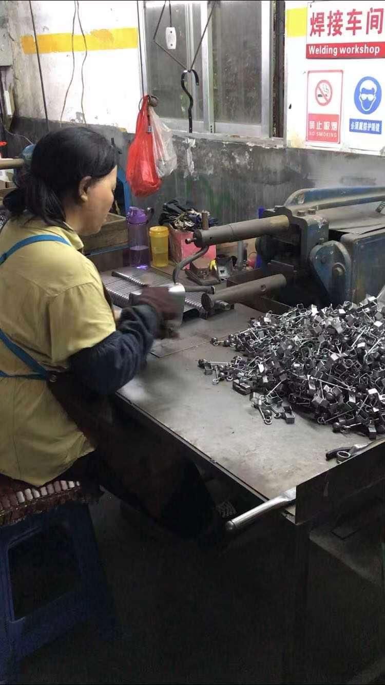 Cylinder-Shape LED Solar Metal Lantern Leaves Patterns Hollow Carved with Handle