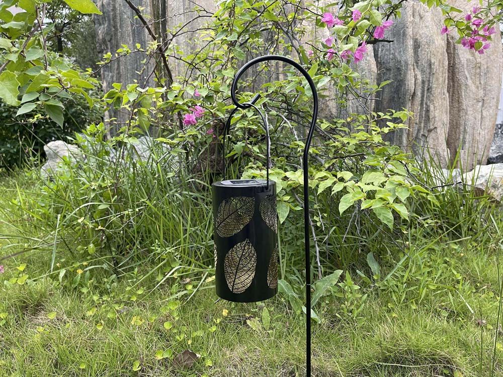 Cylinder-Shape LED Solar Metal Lantern Leaves Patterns Hollow Carved with Handle