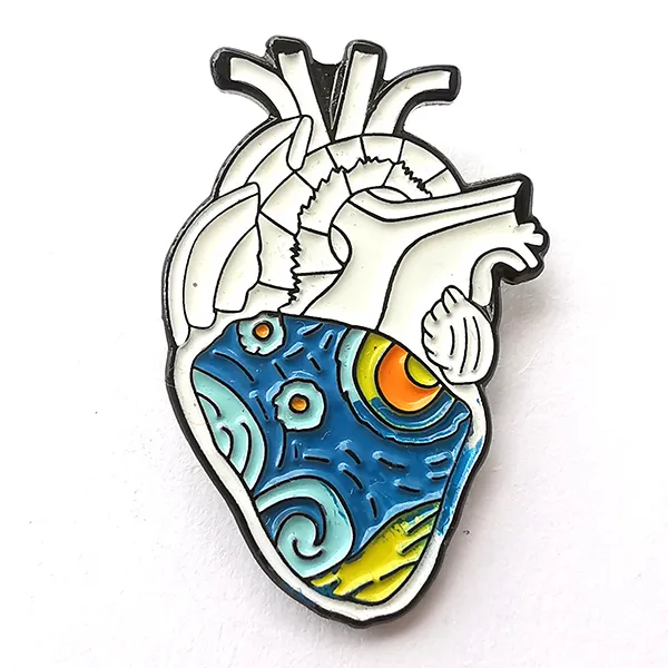 Factory Custom Made Die Casting Gun Black Nickel Soft Enamel Heart Shaped Decoration Gift Brooch Badge Wholesale Manufacturer Customized Love Topic Lapel Pin