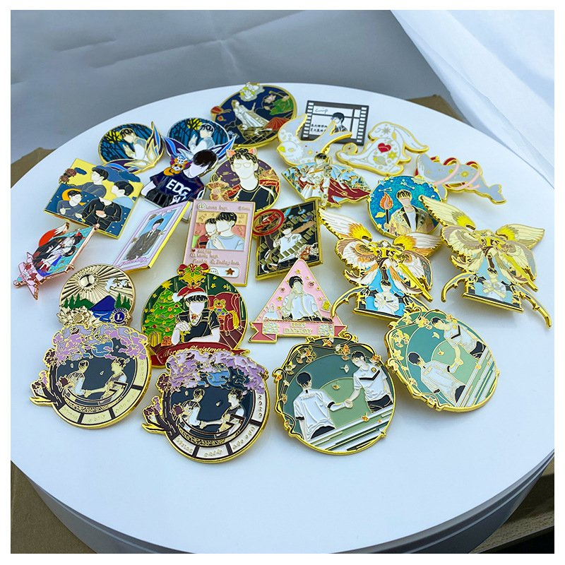 Factory Direct Sale Custom Logo Lapel Pins Colourful Pretty Hard Enamel Pins