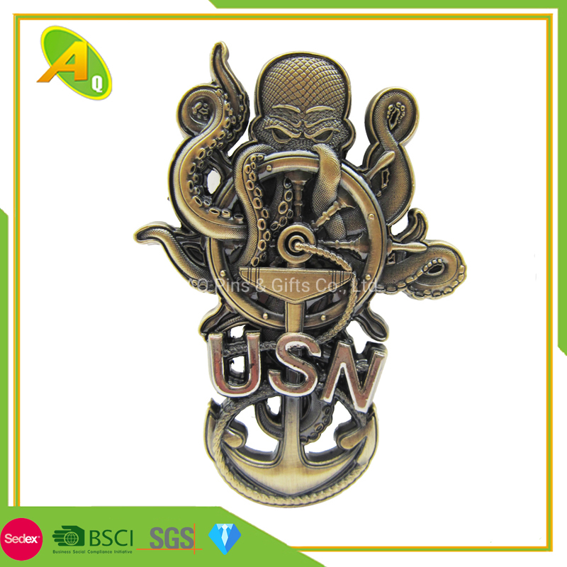 Factory Sale Fashion Jewelry Gold Plated Enamel Uss Gladiator Zinc Alloy Metal Coin (080)