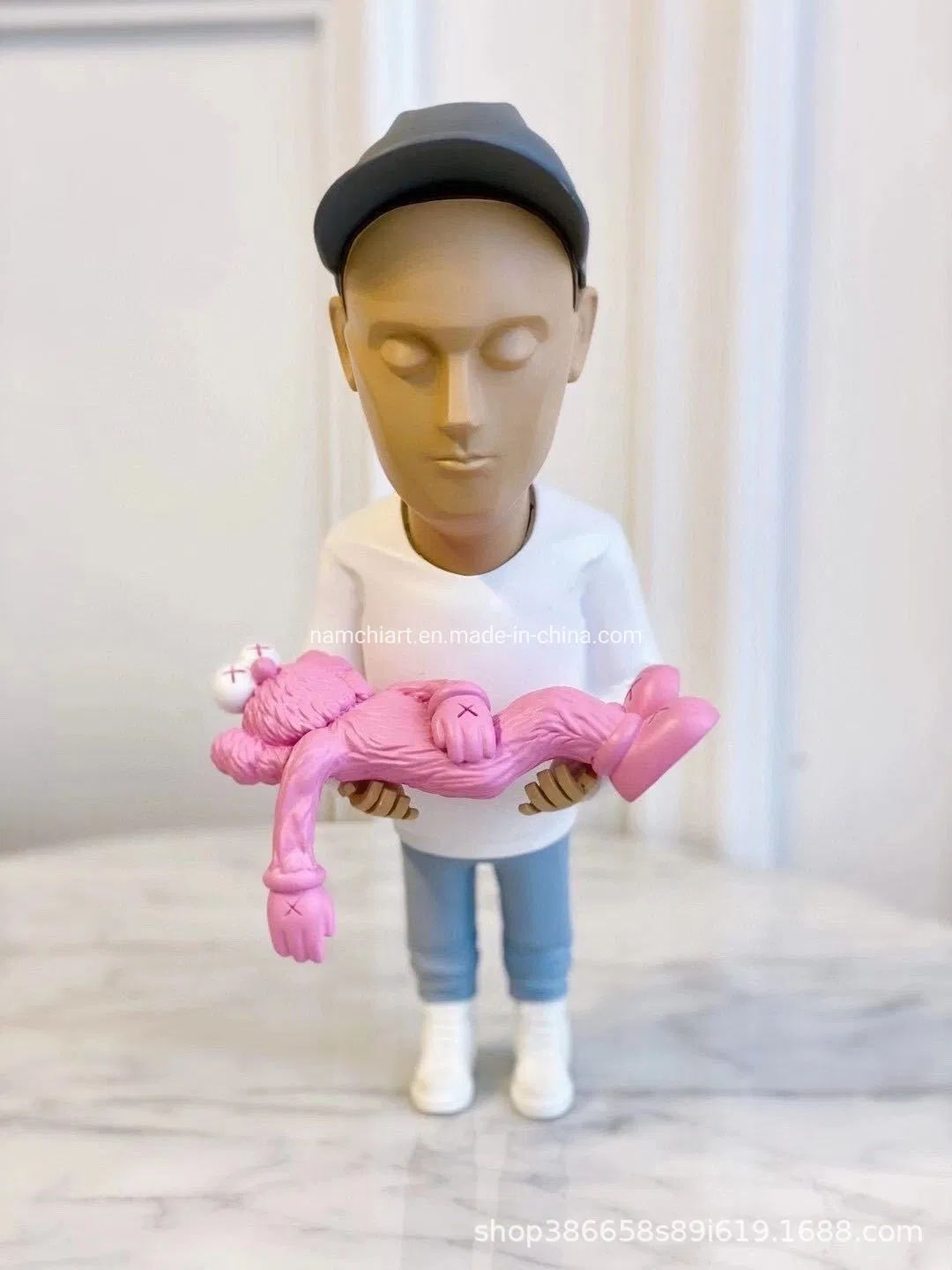 Hand Crafted 30 Cm Good Quality Diniel Arsham Kaws Creator