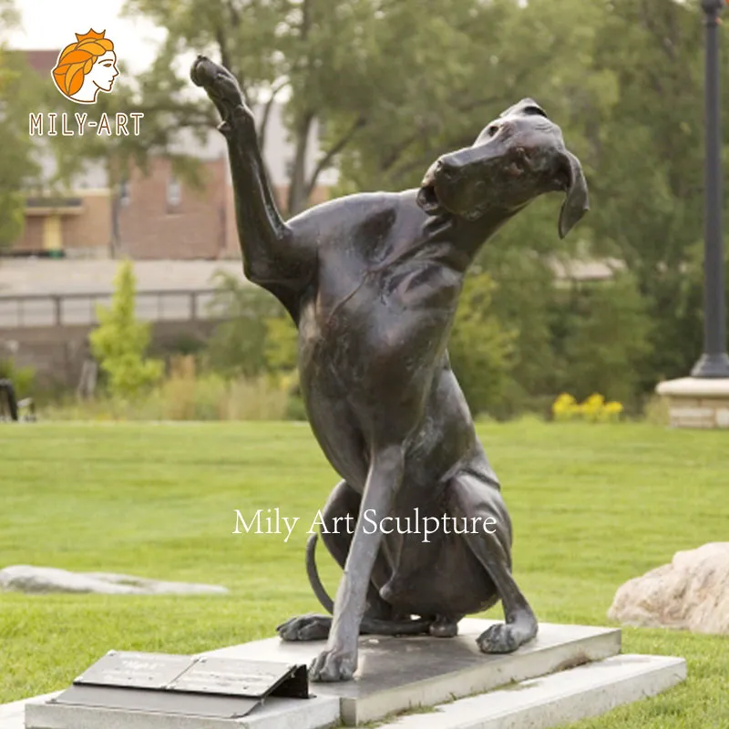 Large Bronze Doberman Dog Statues Animal Sculpture Outdoor Decoration