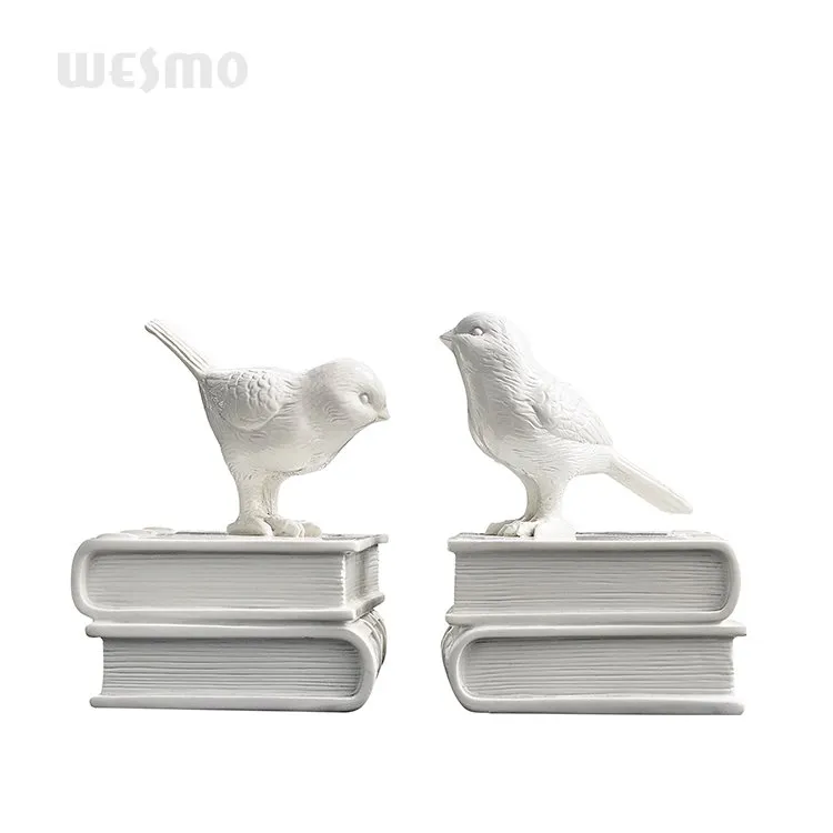 Luxury Bookend Set Home Decor Polyresin Craft