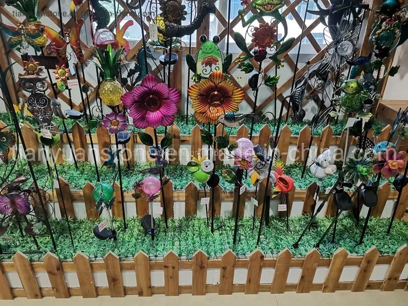 Metal Hanging Ladybird Wall Art Indoor Outdoor Garden Decoration