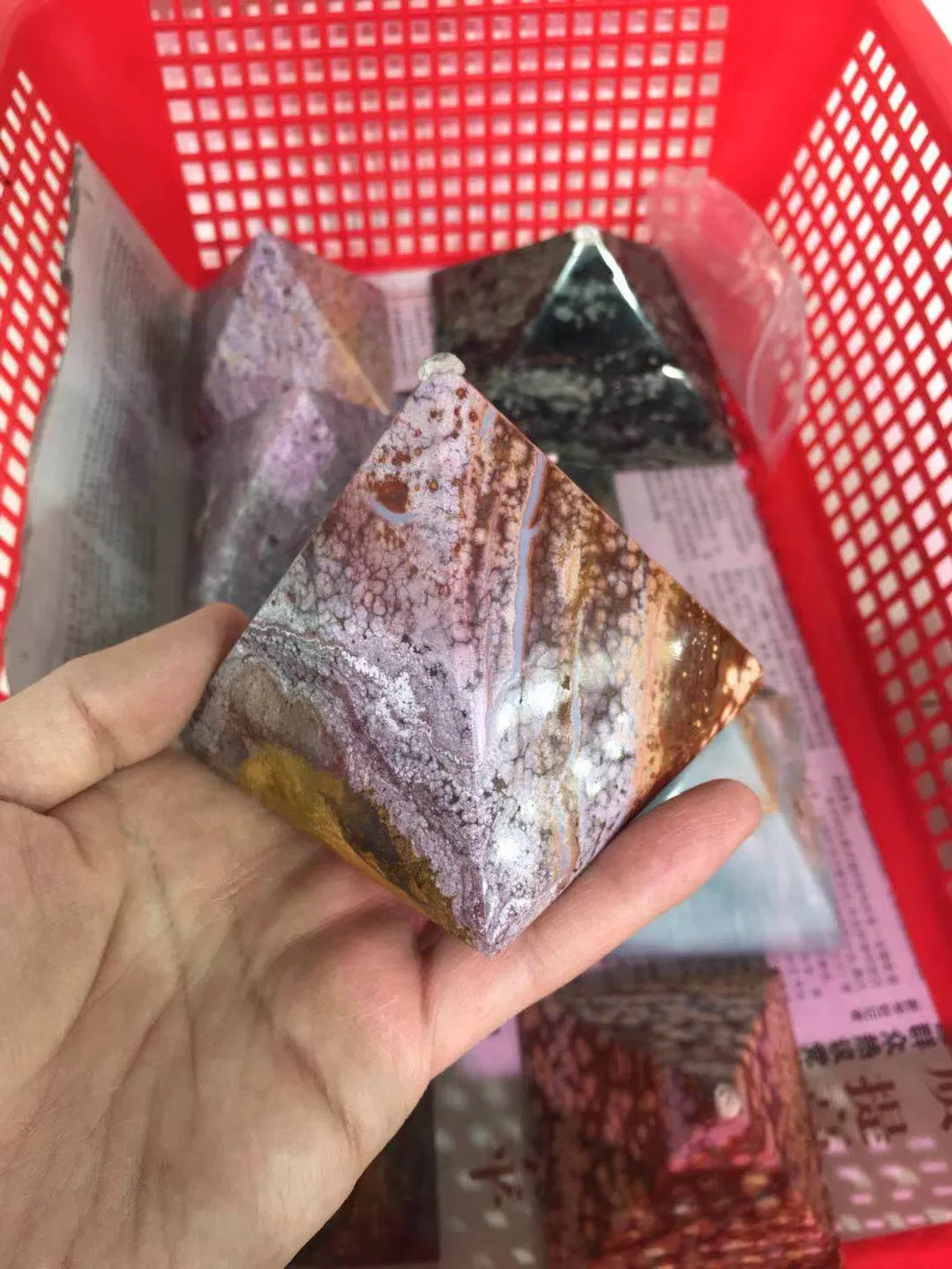 Ocean Jasper Pyramid Crystal Decoration Donghai Crystal