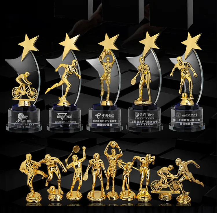 Promotional Metal Decoration Gift Custom Cheap Iron World Cup Prize Trophy Award Promotion Personal Design Silver Trophy Gift (019)