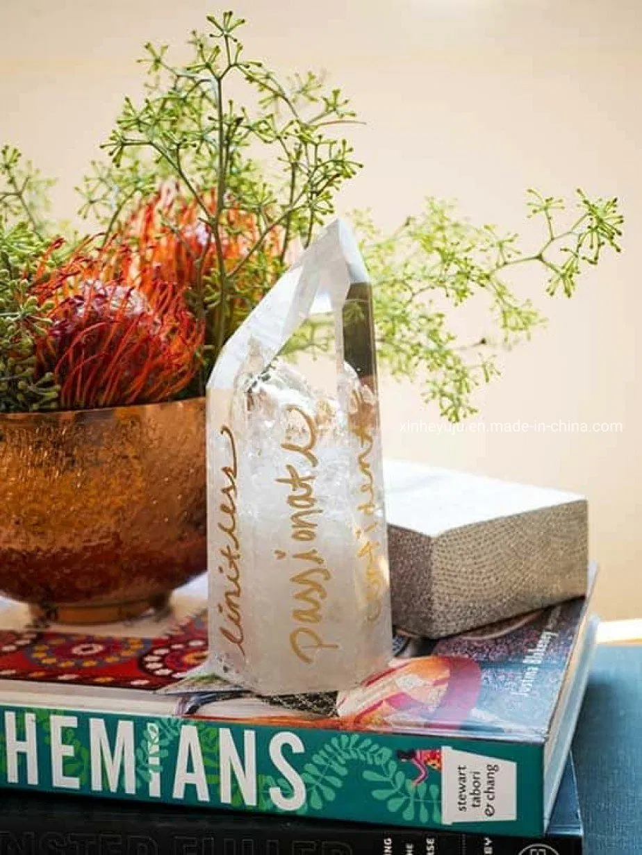 Rock Quartz Crystal Point for Improve The Feng Shui Phlegm