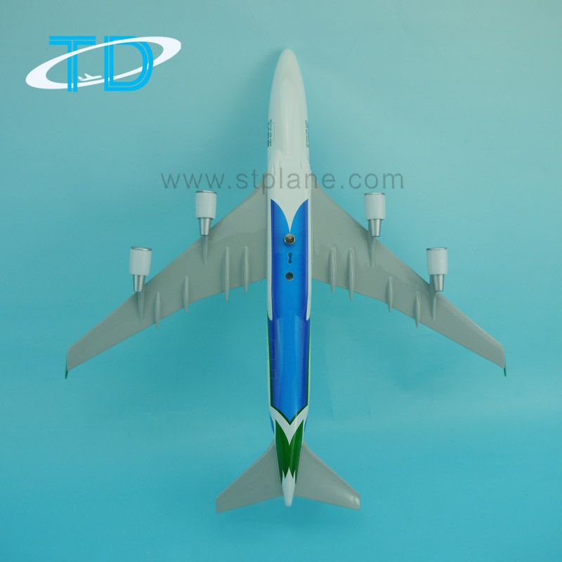 Ssa B747-400 Resin Passenger Airplane Model