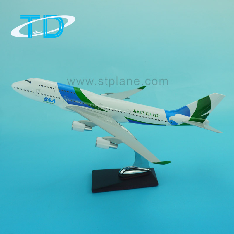Ssa B747-400 Resin Passenger Airplane Model