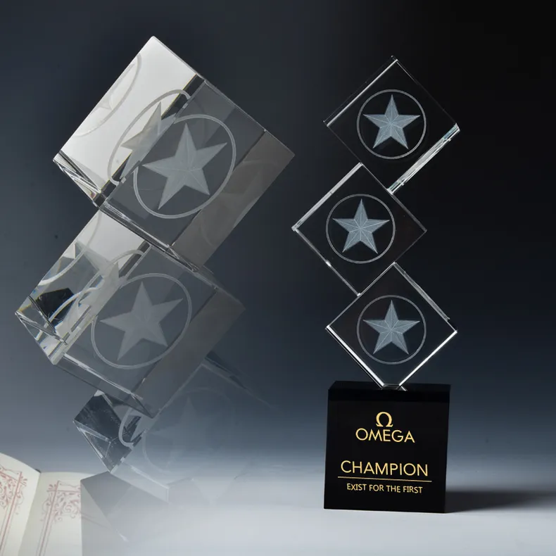 Superimposed Block Crystal Glass Trophy for Winner ′ S Awards